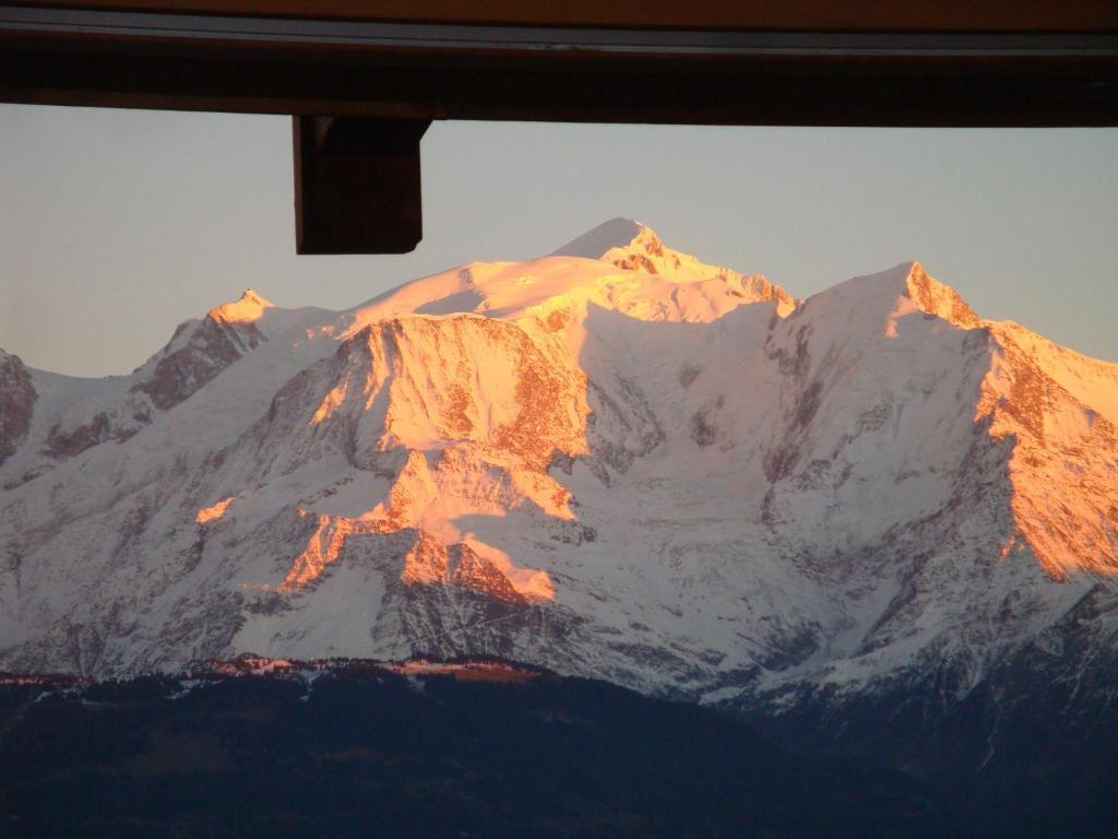La Joubarbe Au Balcon Du Mont-Blanc Villa Sallanches Exterior foto